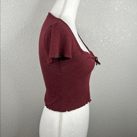 Abercrombie & Fitch Y2K 90's Burgundy Ribbed Lettuce Trim Crop Top Size XS - Picture 4 of 7